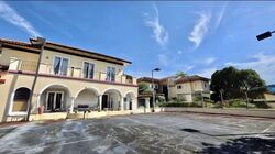 Coronation Road (D10), Detached #633539201